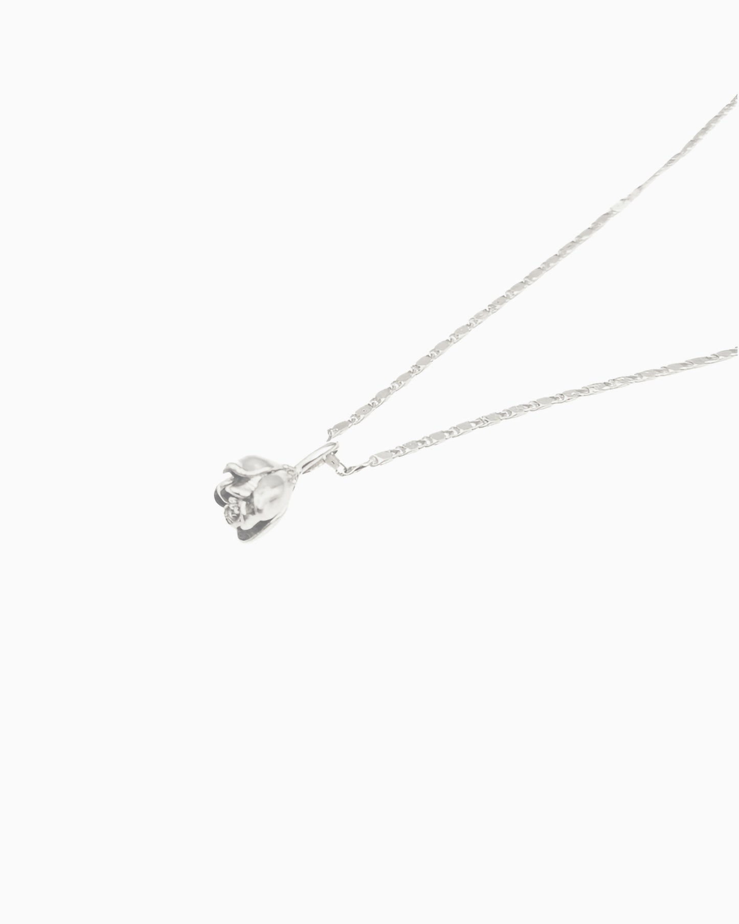 BLOOMING ROSEBUD NECKLACE
