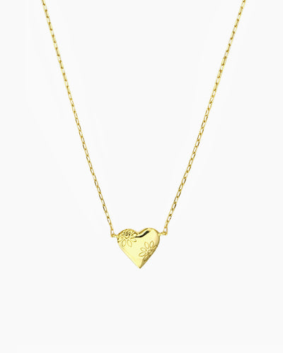 FLOWER ENGRAVED HEART NECKLACE