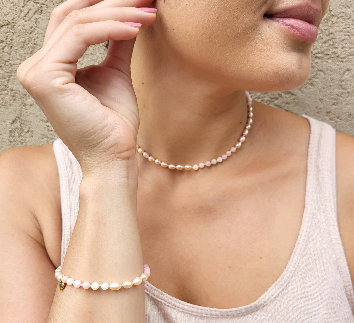 PINK OPAL & PEARLS BEADED BRACELET