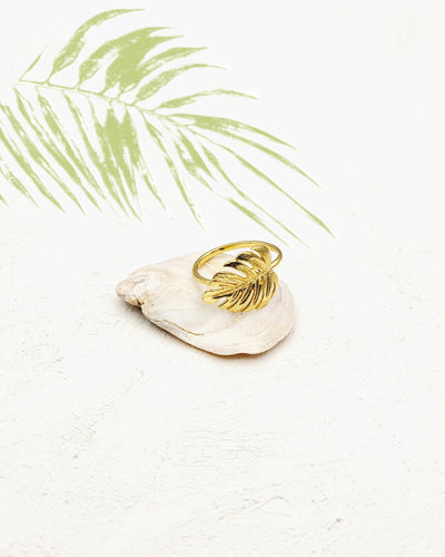 gold pvd plated monstera leaf adjustable ring