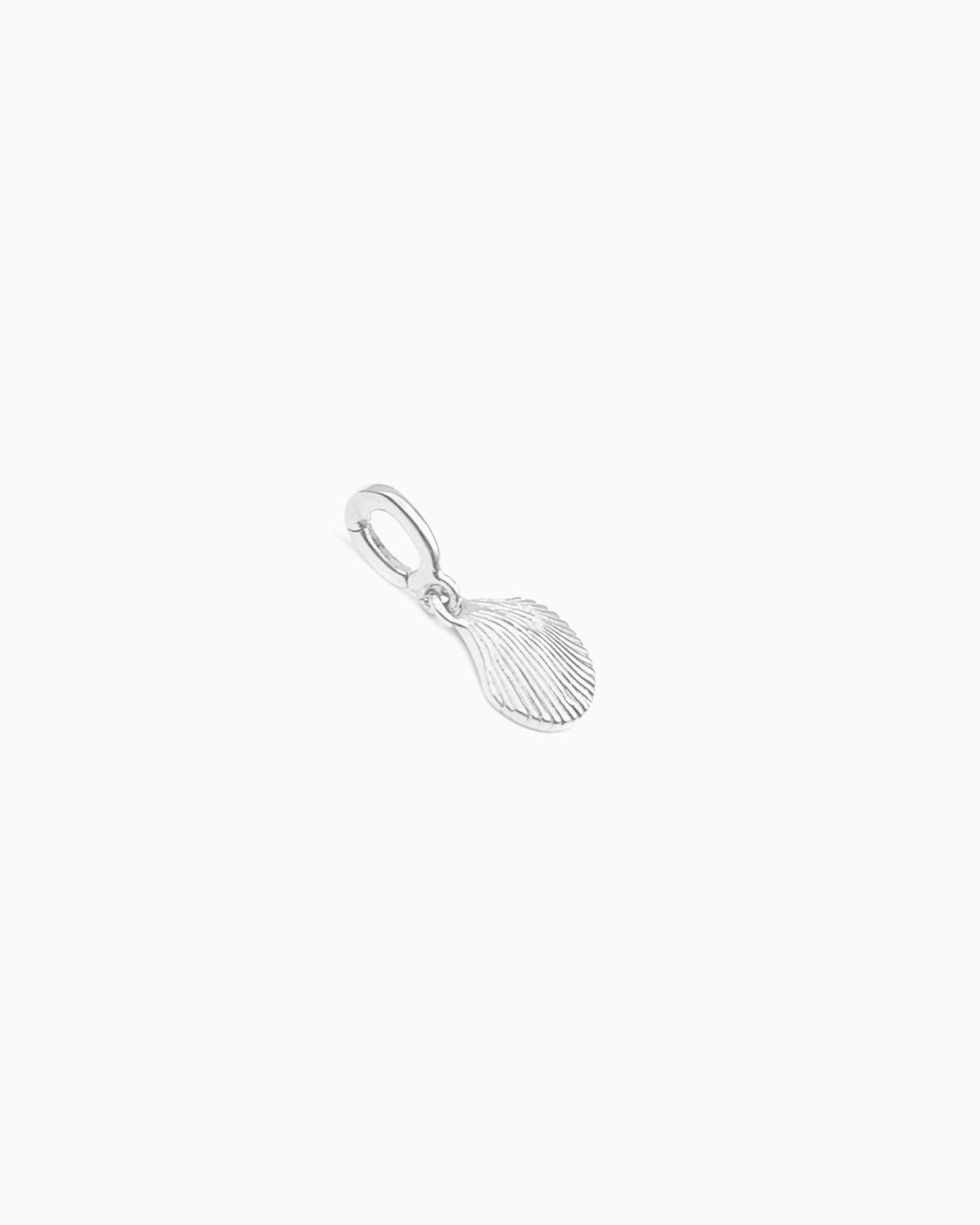 SEASHELL CLIP-ON CHARM