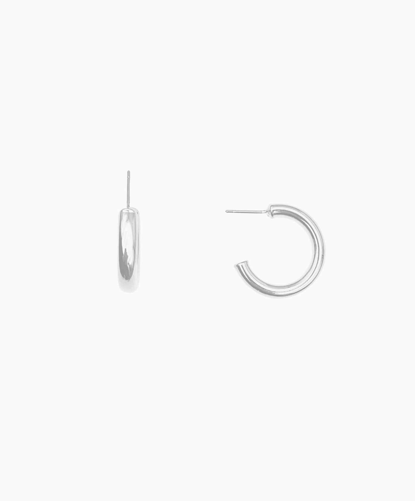 MEDIUM HOLLOW HOOP EARRINGS