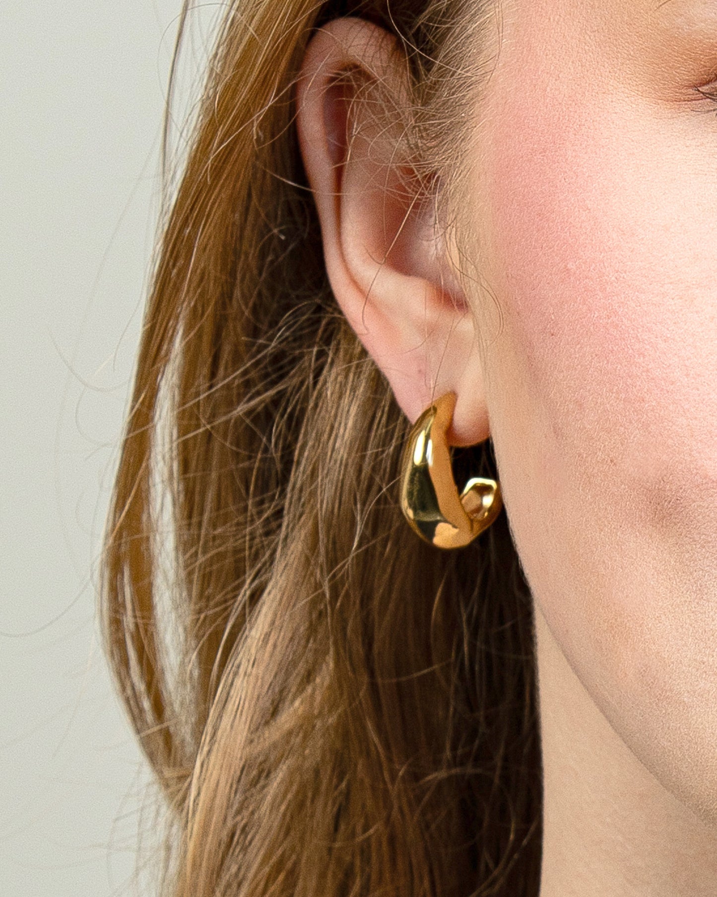 MOLTEN STATEMENT EARRINGS