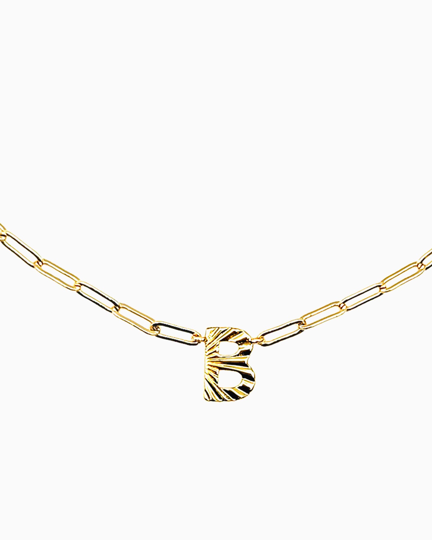 INITIAL NECKLACE