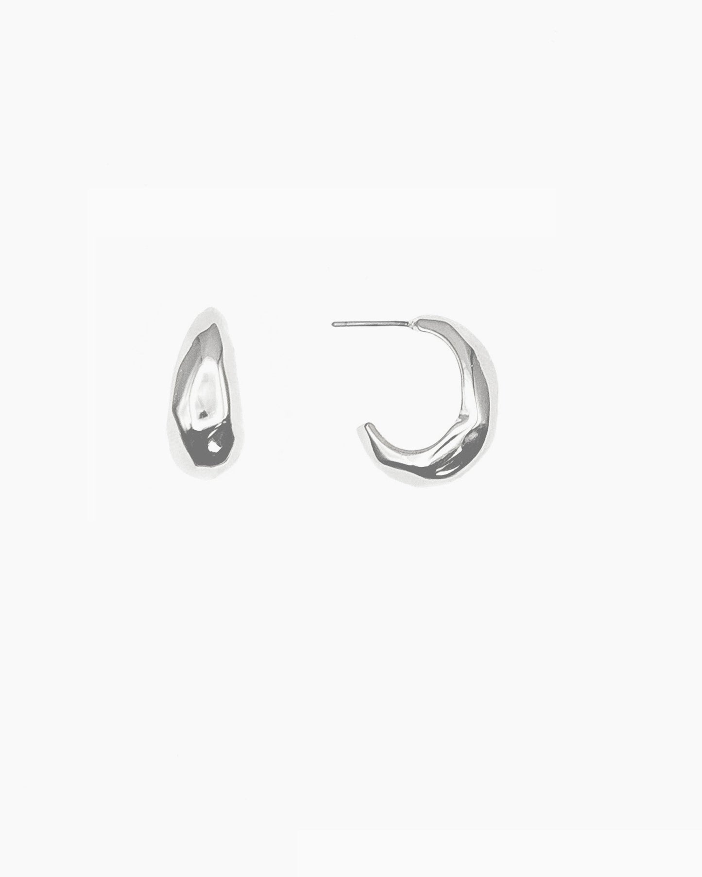 MOLTEN STATEMENT EARRINGS