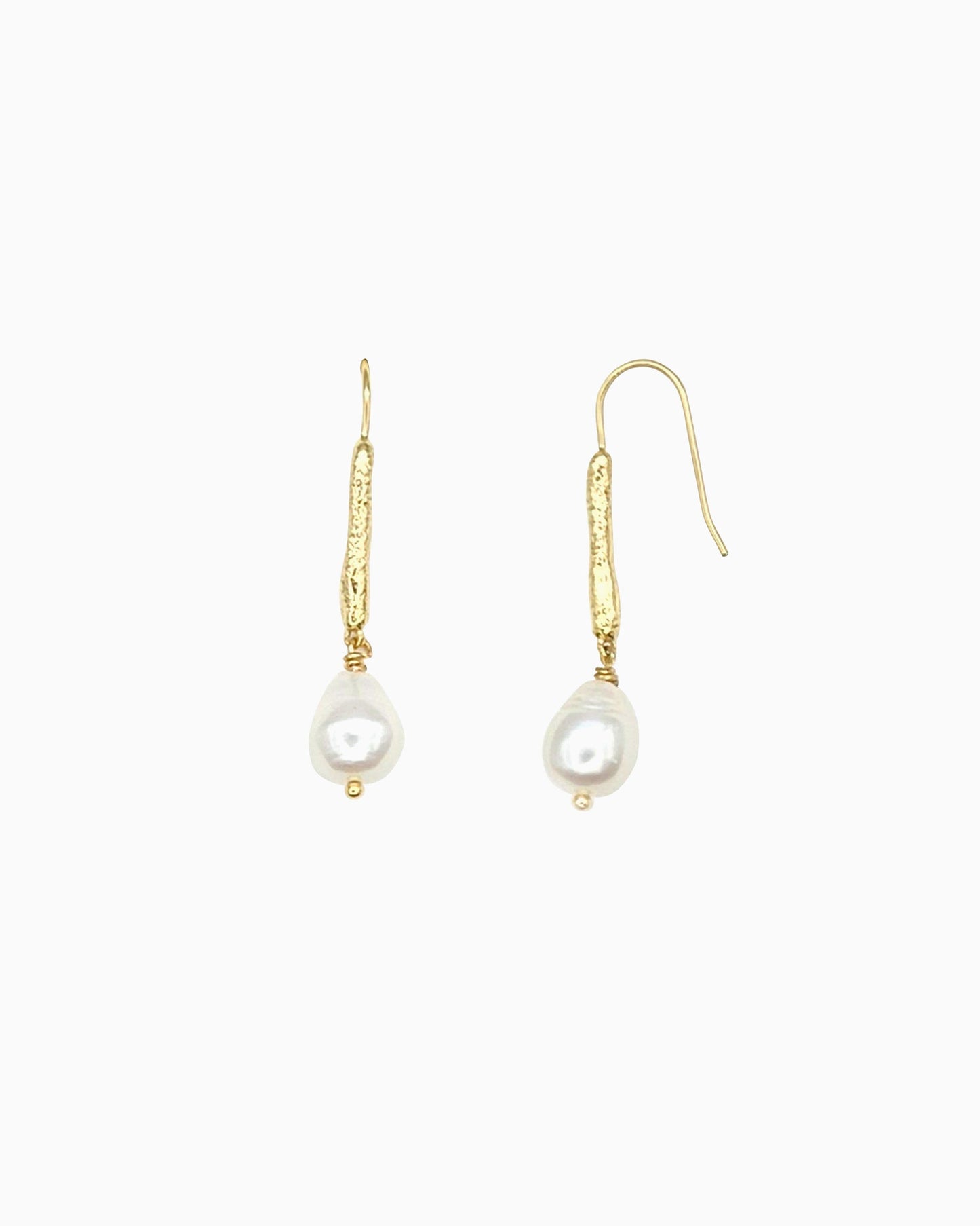 Freshwater pearl drop earrings with gold hook