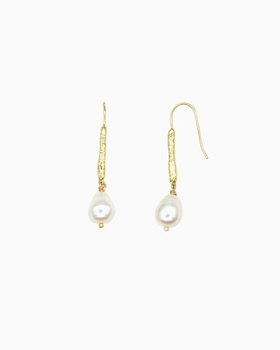 Freshwater pearl drop earrings with gold hook