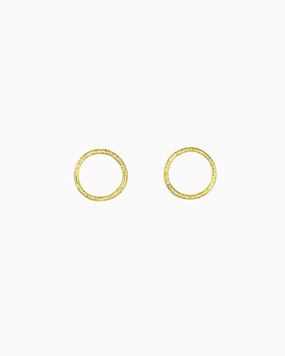 TEXTURED CIRCLE STUD EARRINGS