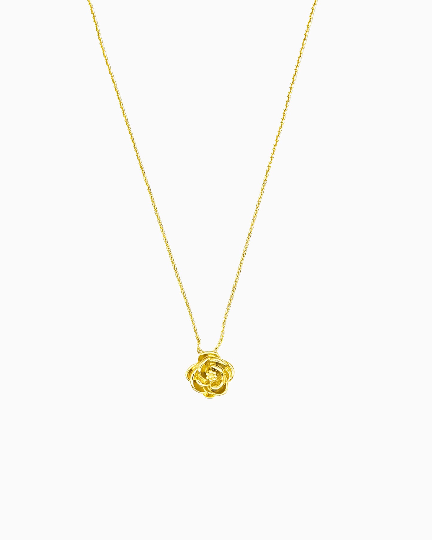 ROSE NECKLACE
