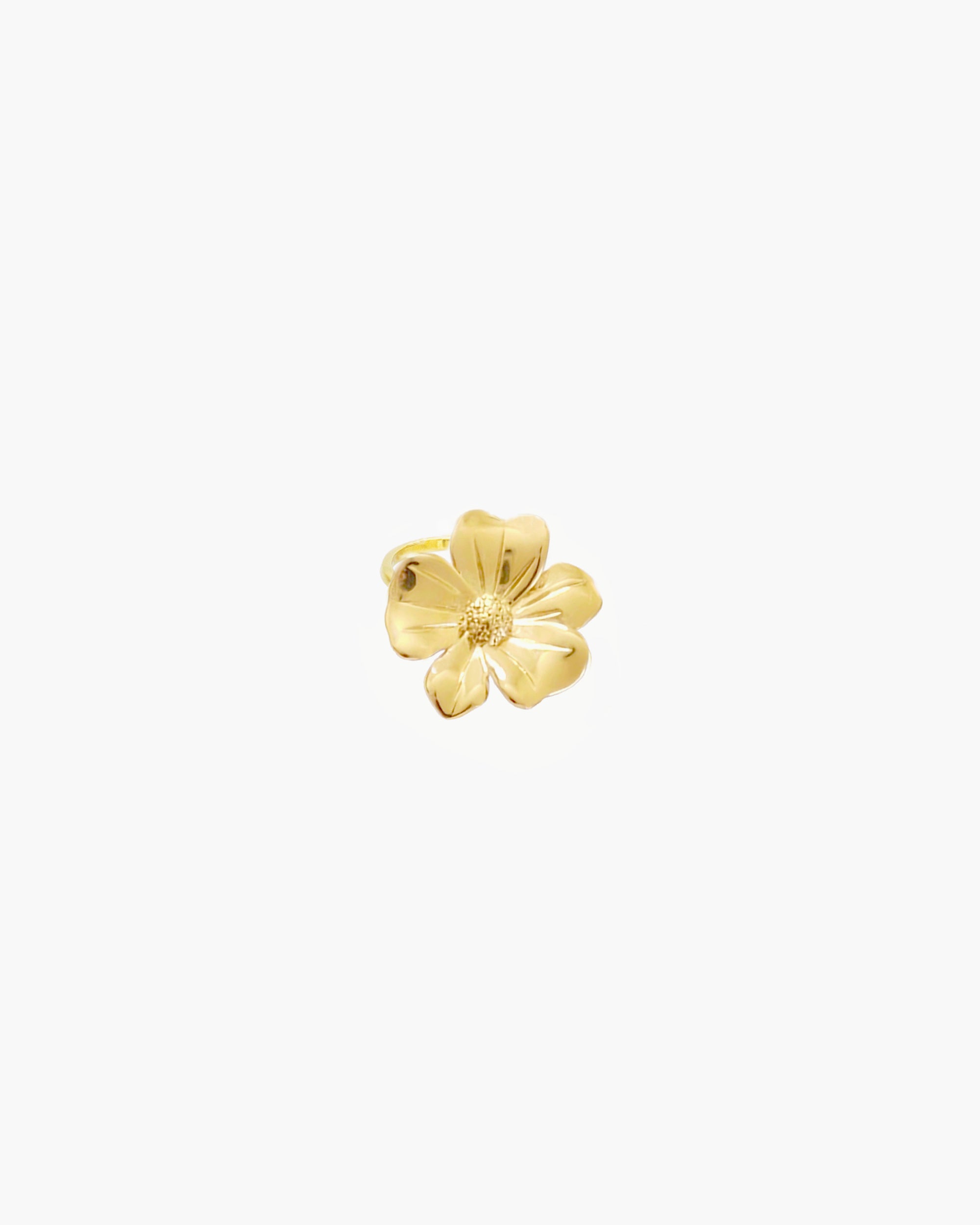 Gold flower adjustable ring with sculpted petal design