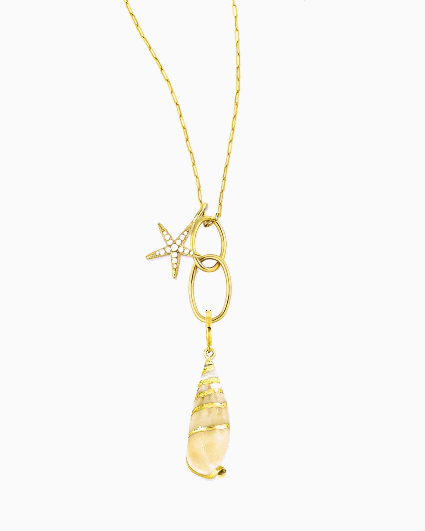 Delicate chain necklace with linked oval rings, detachable pearl starfish charm, and detachable real seashell pendant with gold trim.
