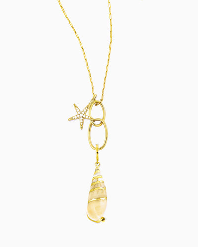 Delicate chain necklace with linked oval rings, detachable pearl starfish charm, and detachable real seashell pendant with gold trim.