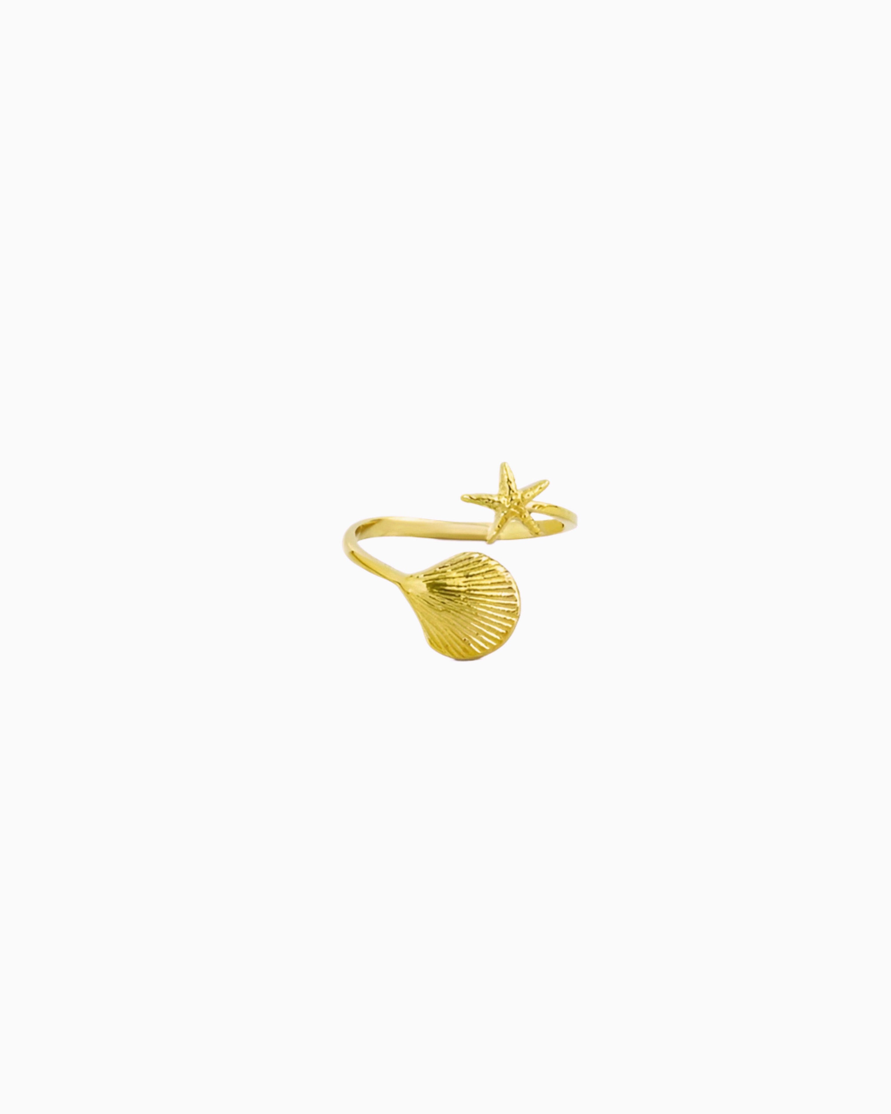gold Seaside Adjustable Ring featuring seashell and starfish motifs