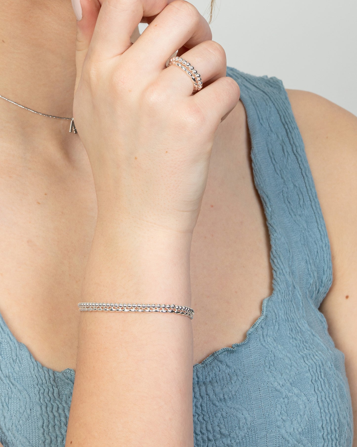 METAL BEADED STRETCH BRACELET