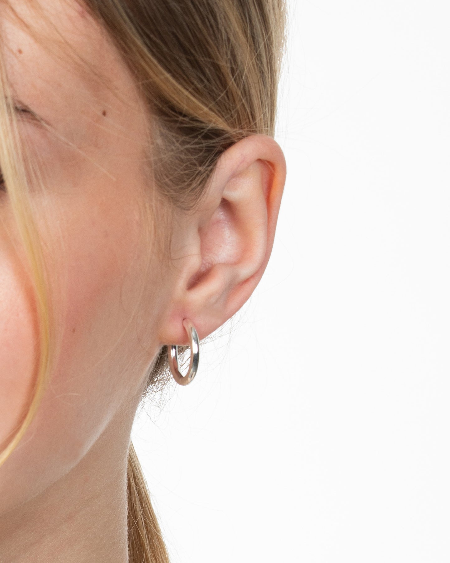 LARGE HUGGIE HOOP EARRINGS