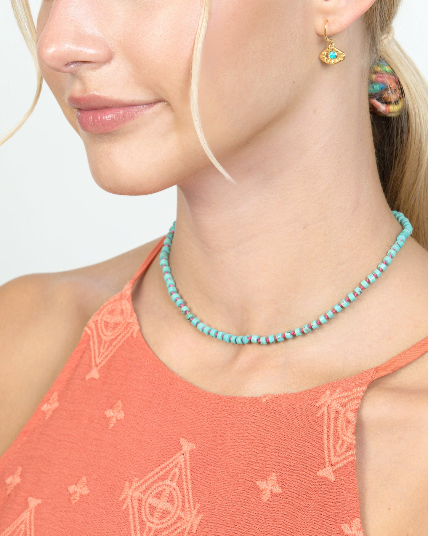 TURQUOISE BEADED NECKLACE