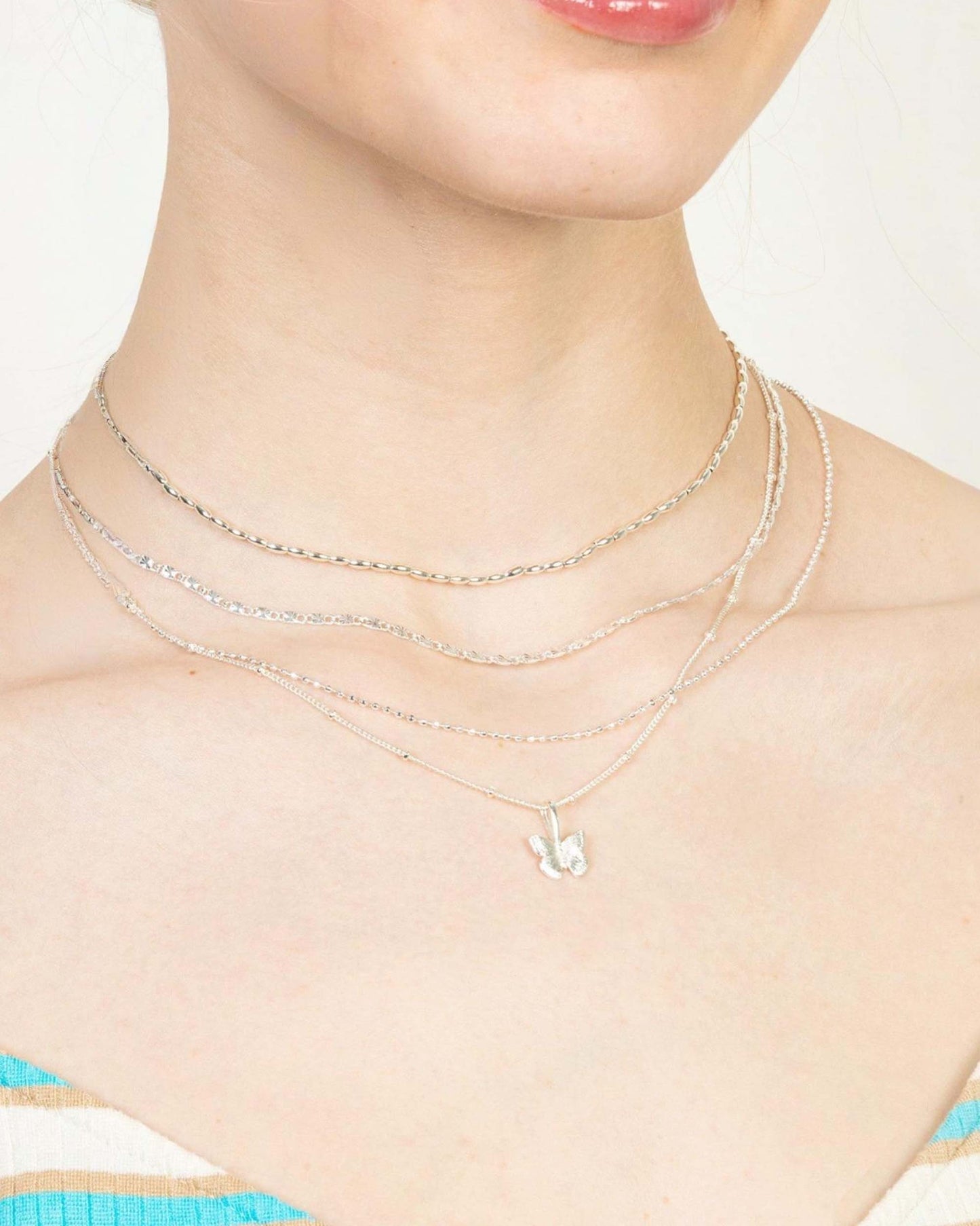 OVAL METAL BEADED CHOKER NECKLACE