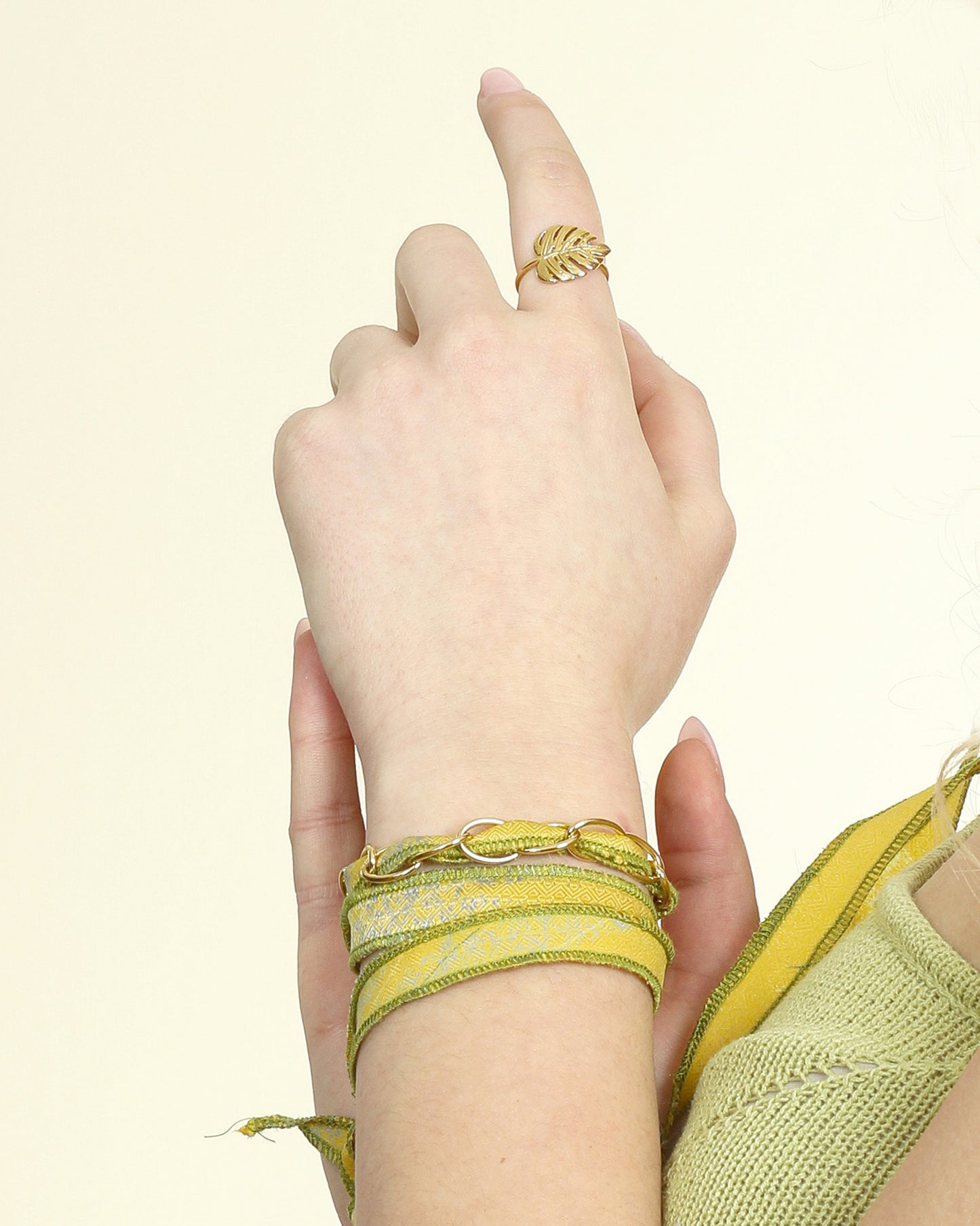 SUNLIT GREEN SILK RIBBON CHAIN BRACELET