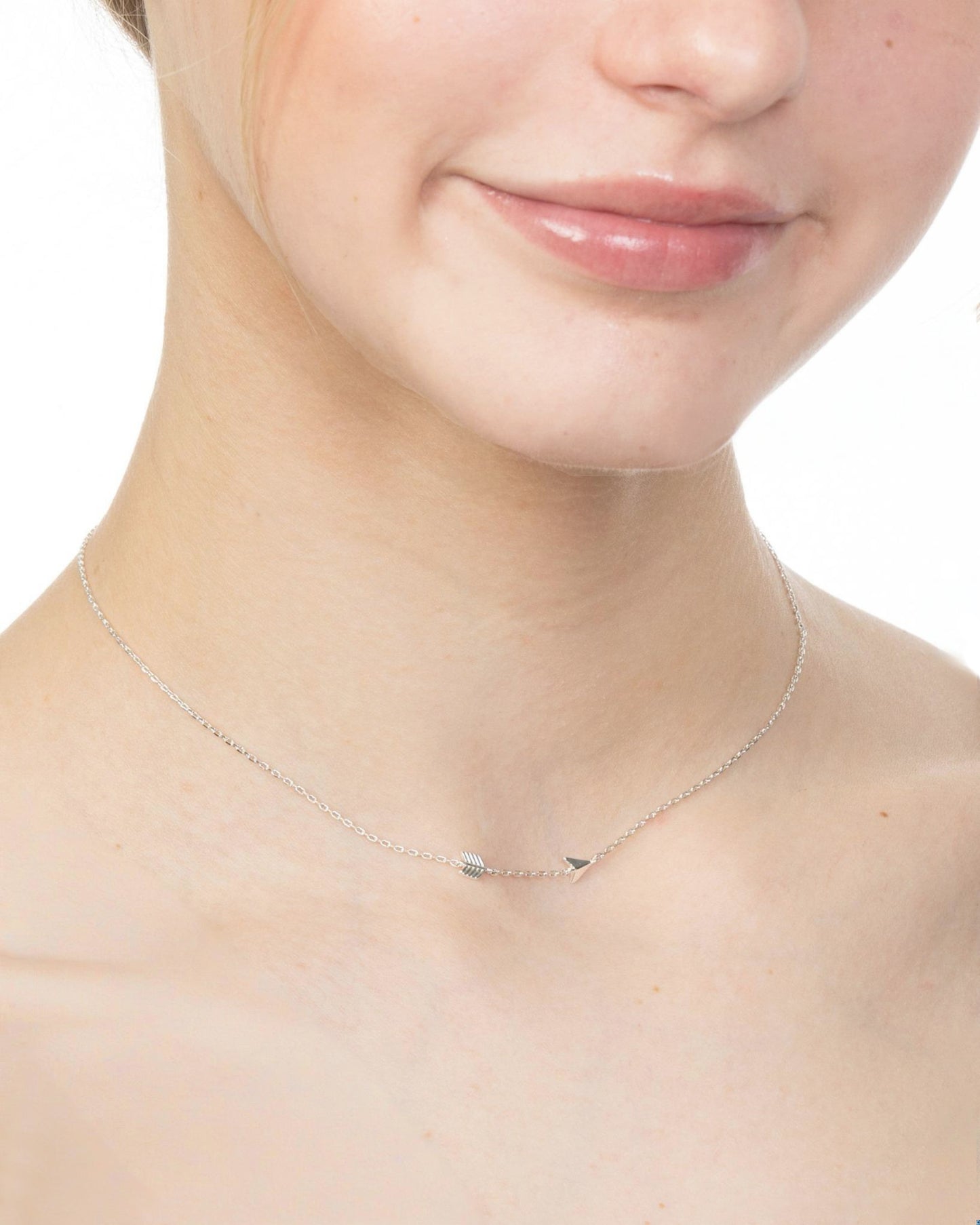 ARROW NECKLACE