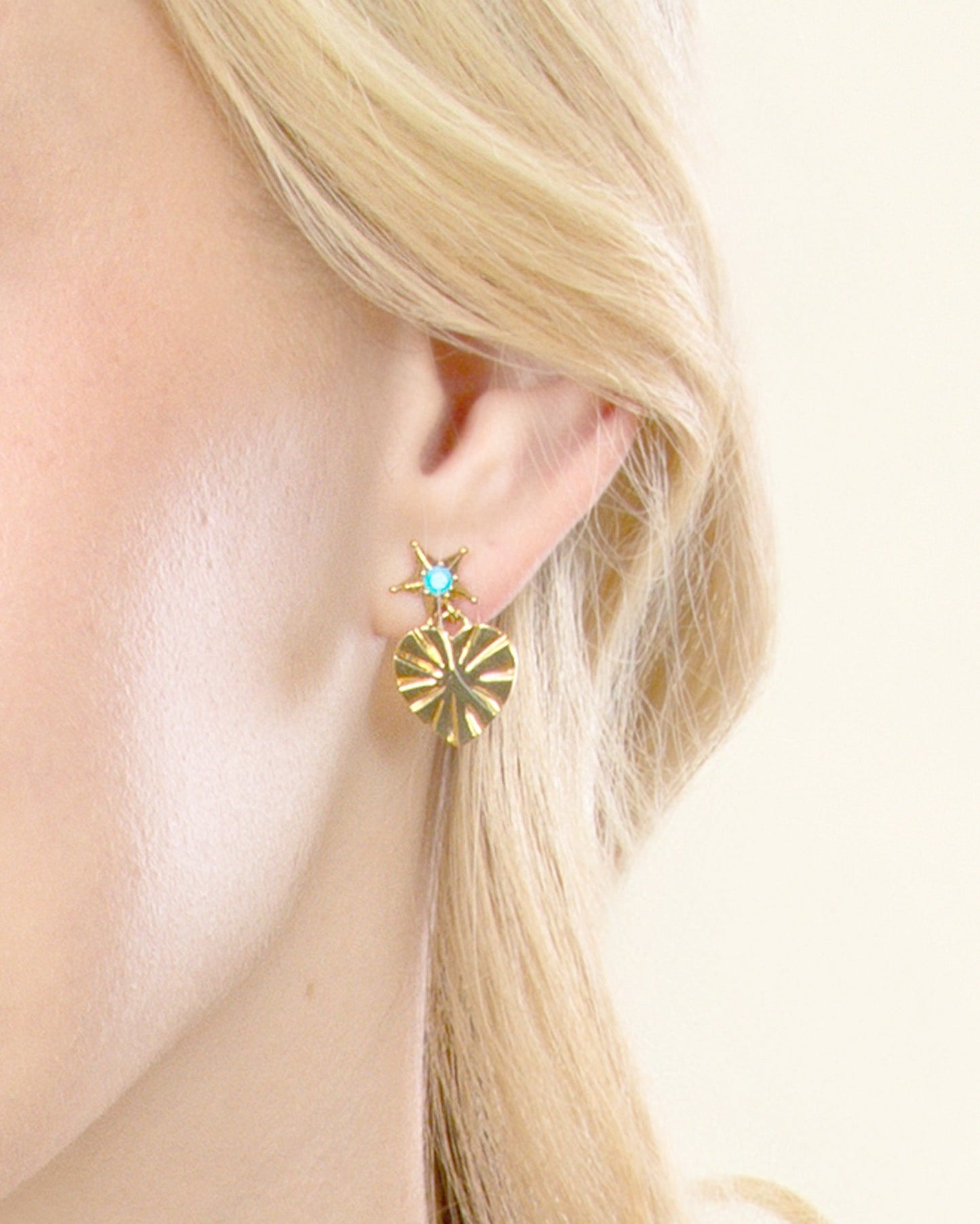 STAR IN MY HEART DROP EARRINGS