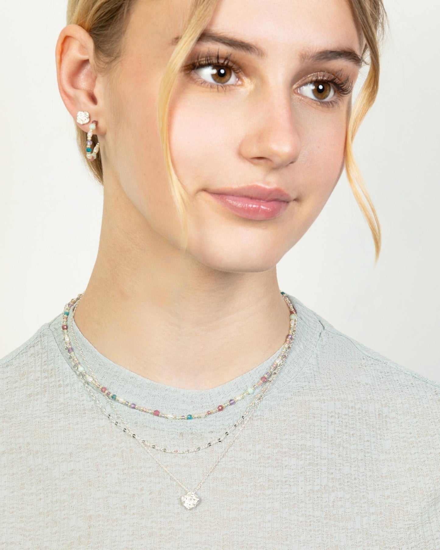ROSE NECKLACE