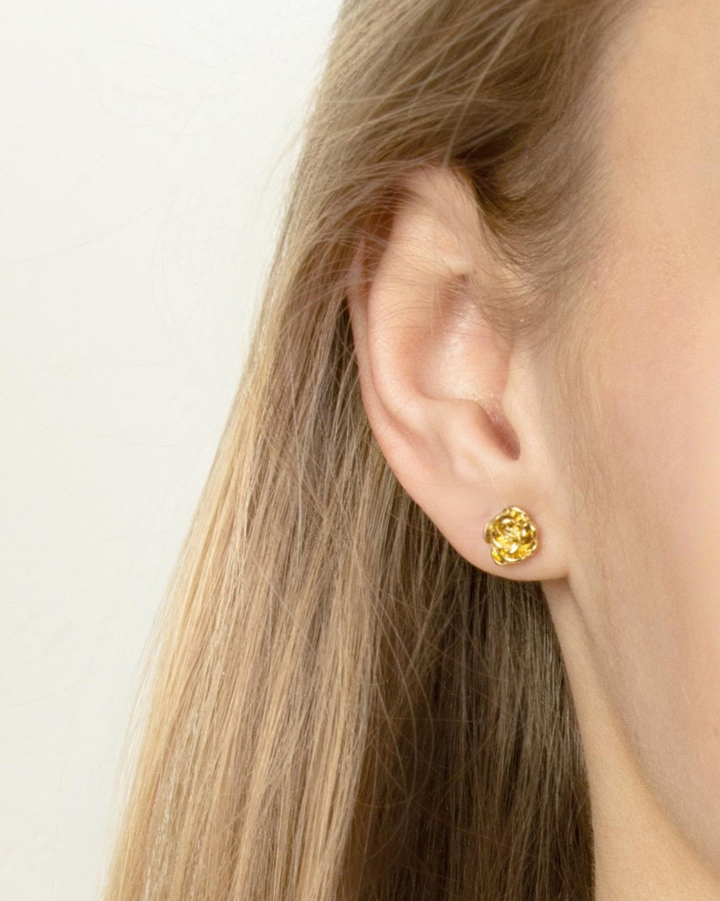 ROSE STUD EARRINGS