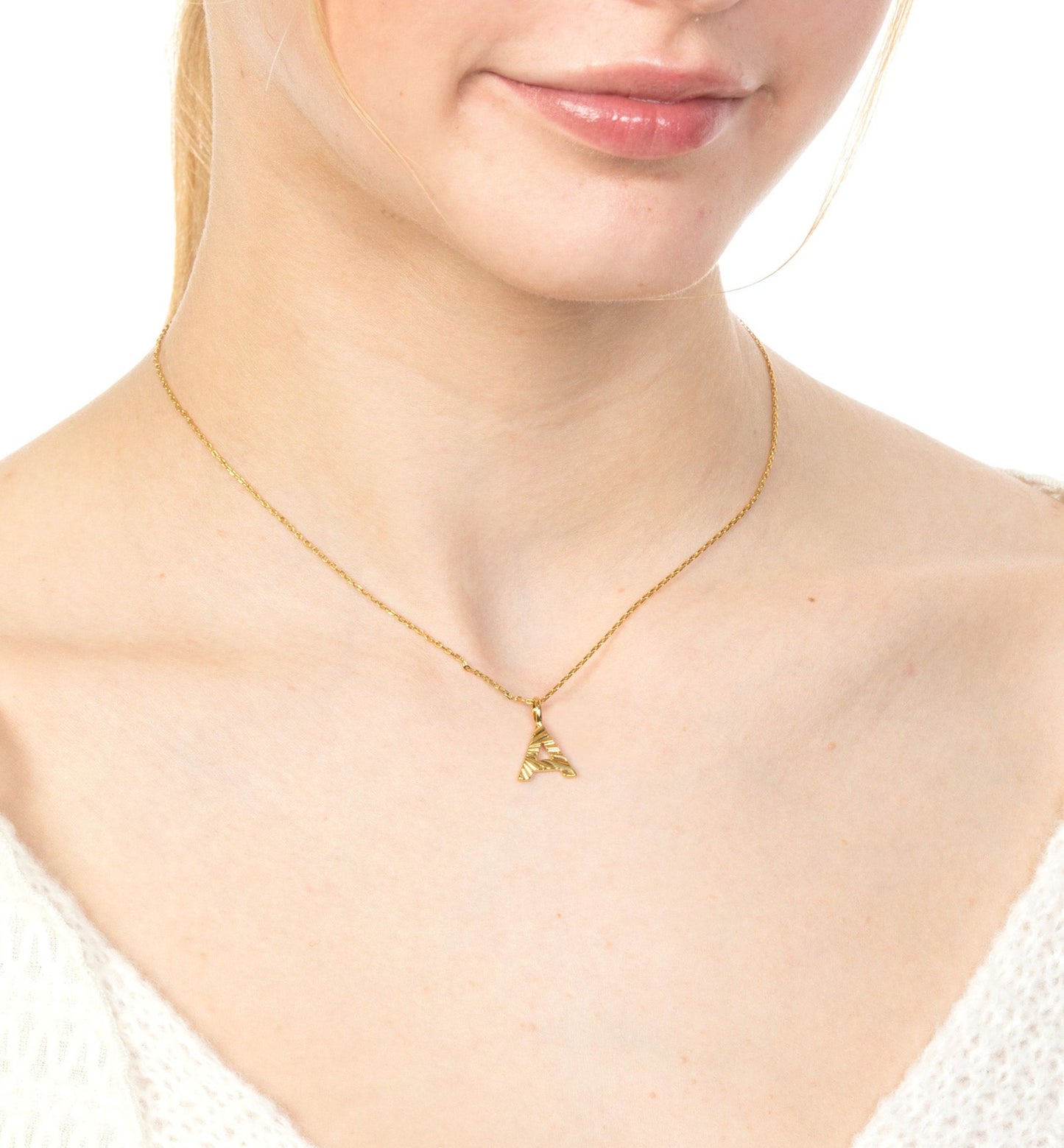 BUNBURST INITIAL PENDANT NECKLACE