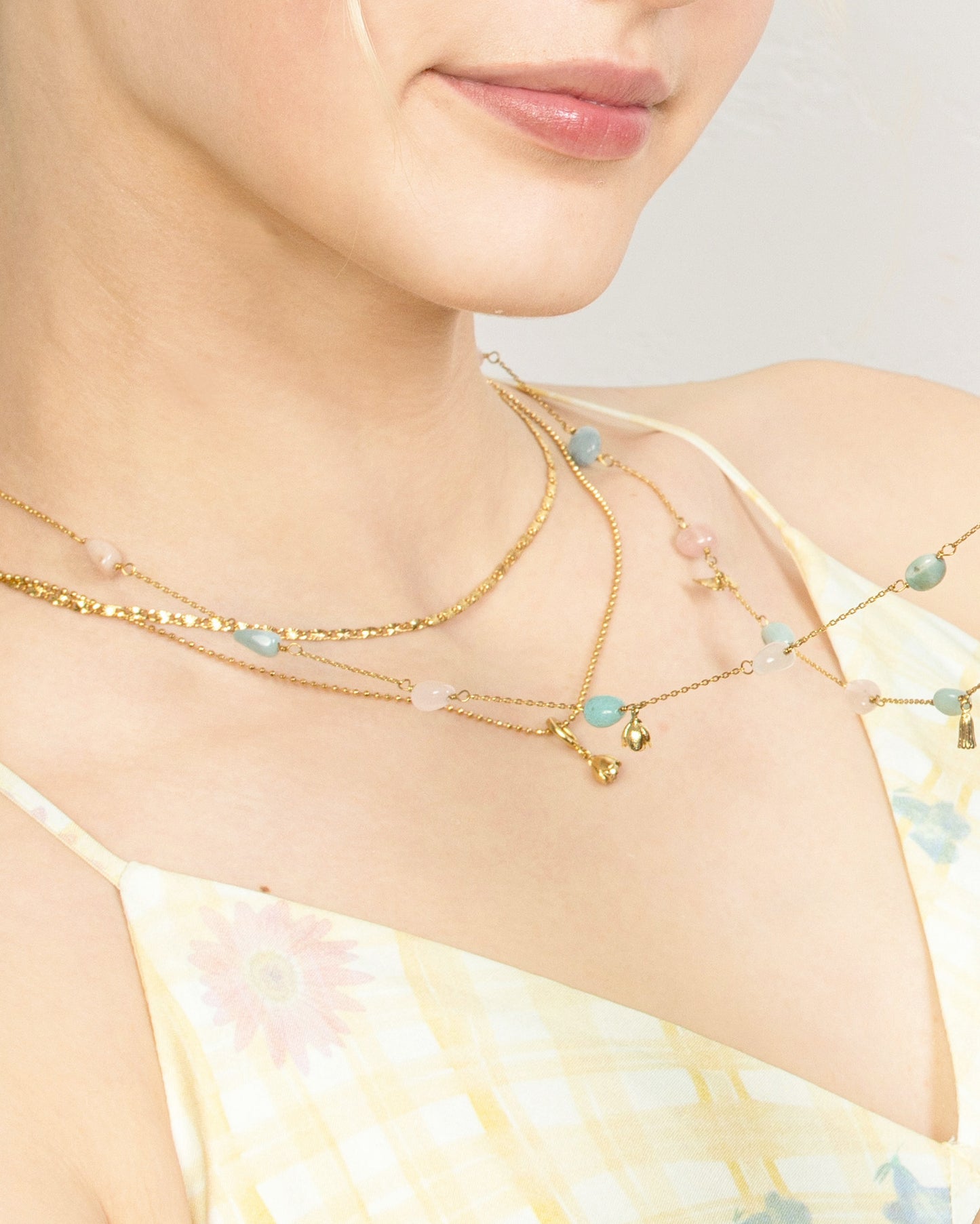 LONG ROSE GARDEN CHARM NECKLACE