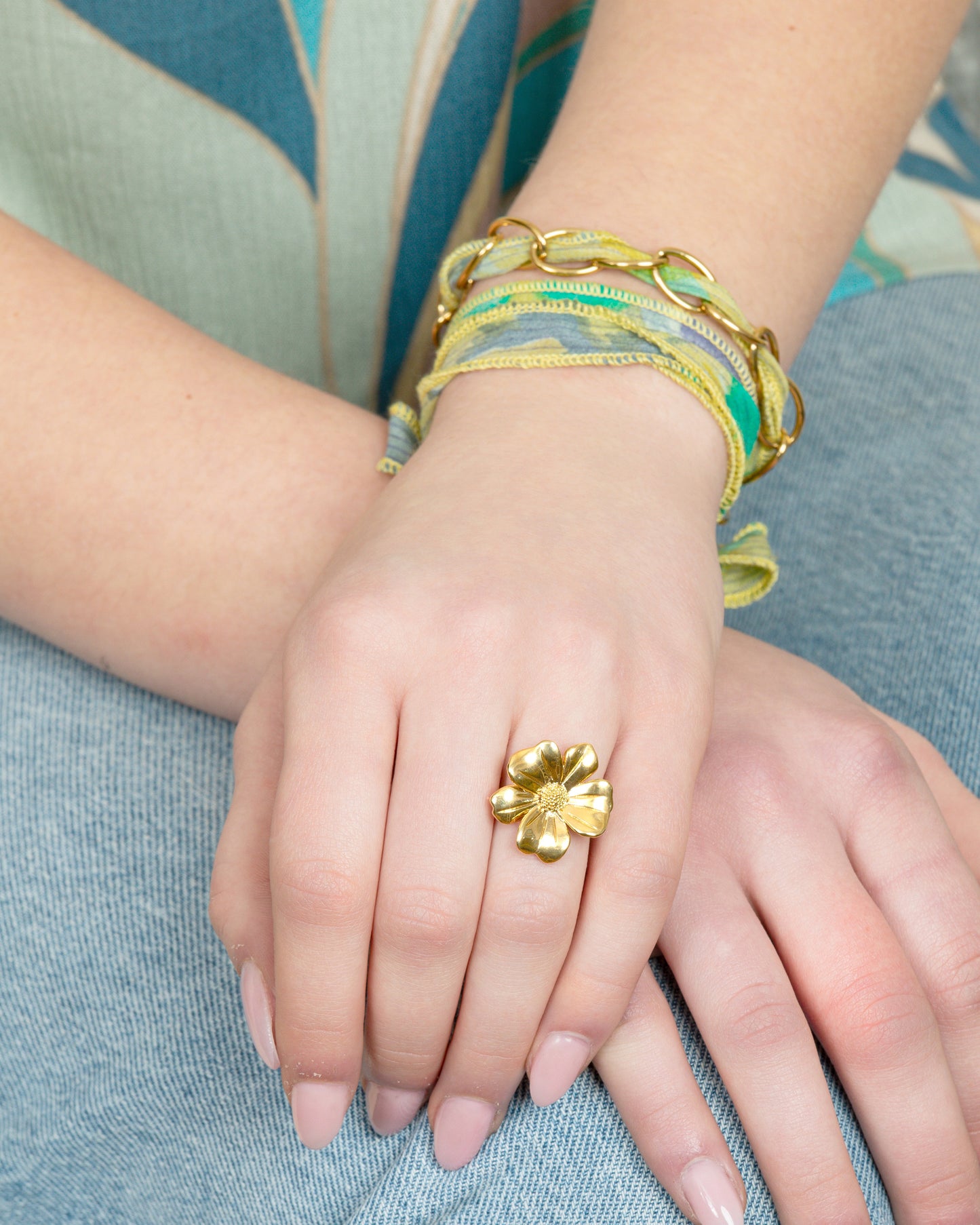 VERDANT SILK RIBBON CHAIN BRACELET