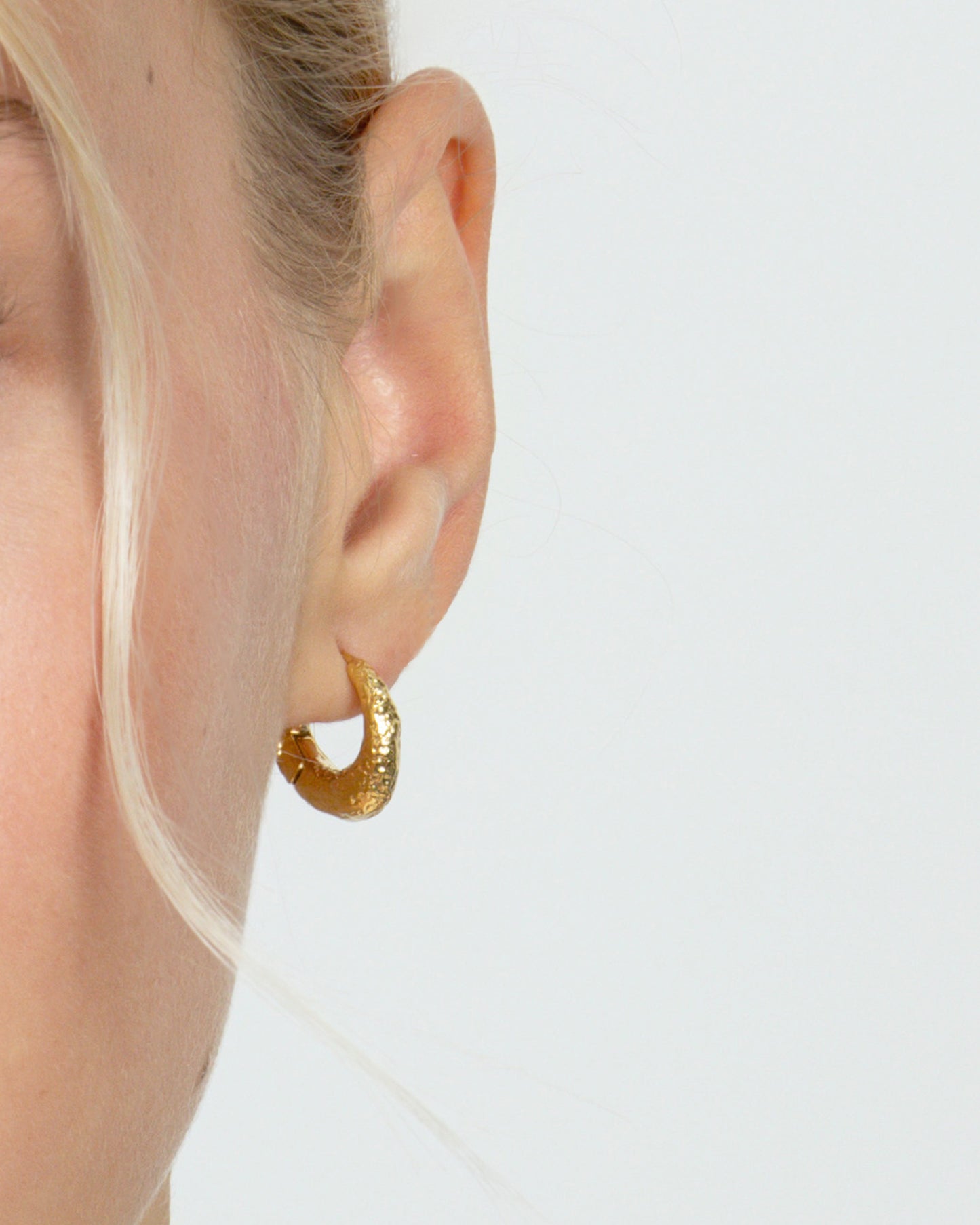SOFT EROSION HUGGIE EARRINGS