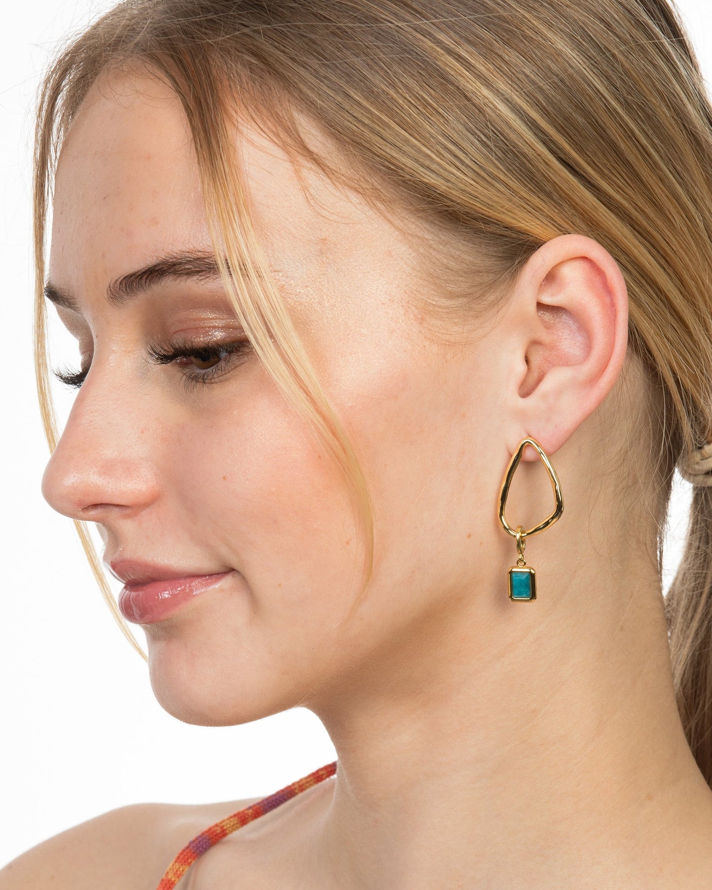MOLTEN TRIANGLE EARRINGS