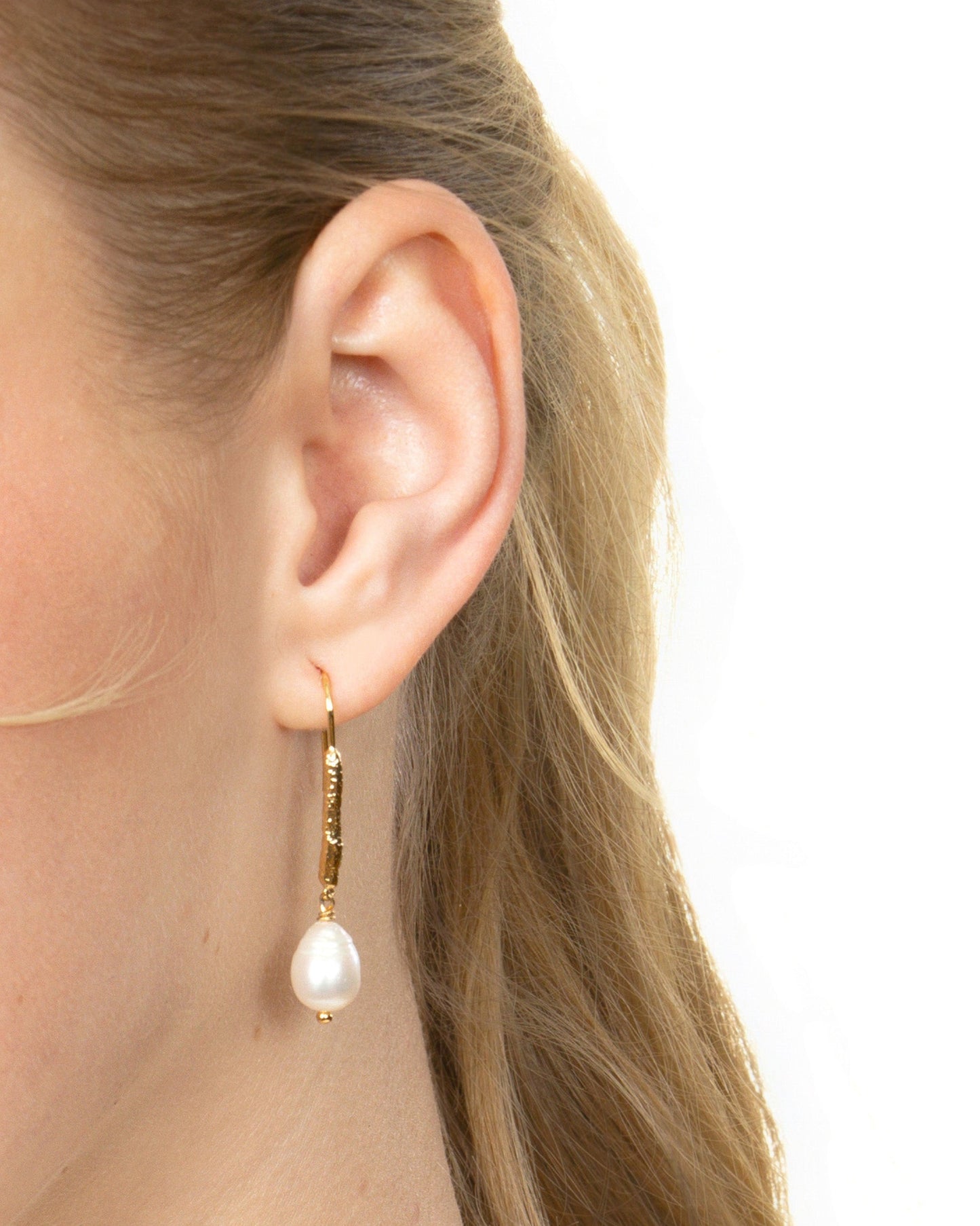 SOFT EROSION PEARL DROP EARRINGS