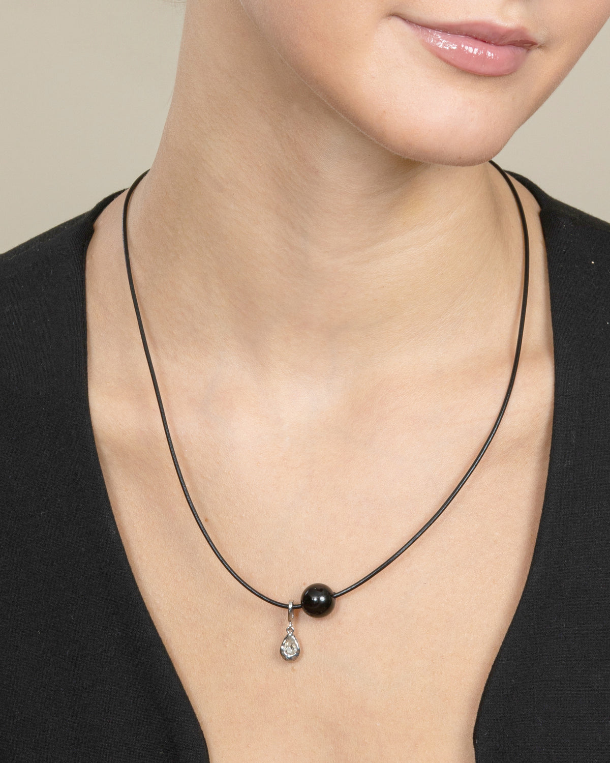GEMSTONE CORD LARIAT NECKLACE-Black Agate