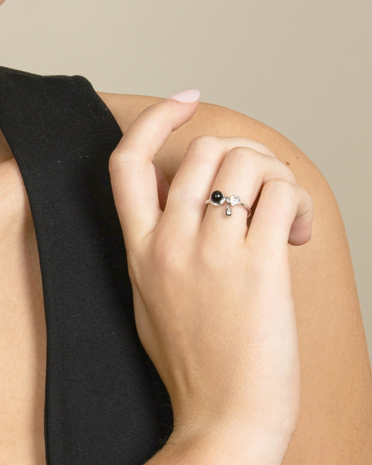 GEMSTONE CHARM RING-Black Agate