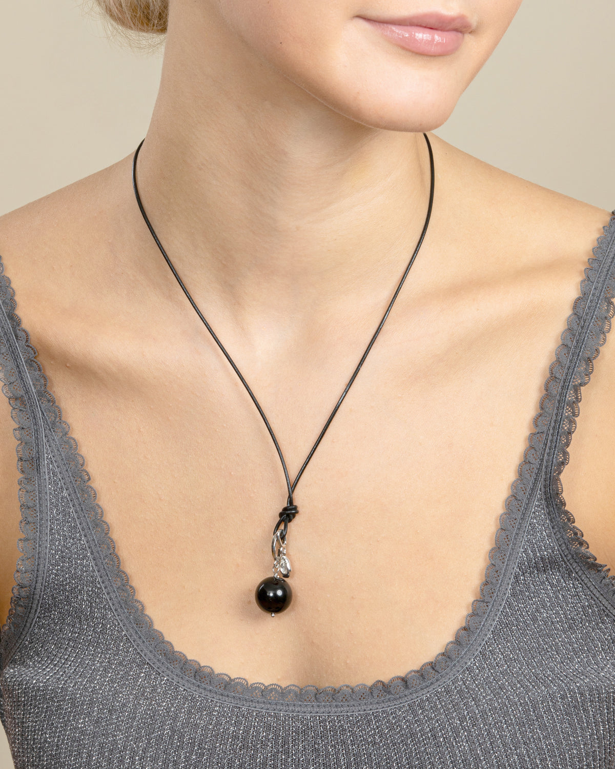 GEMSTONE CHARM CORD NECKLACE-Black Agate