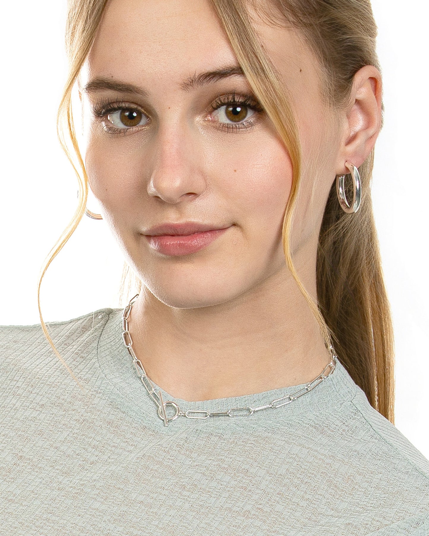 PAPERCLIP CHAIN CHARM HOLDER TOGGLE NECKLACE