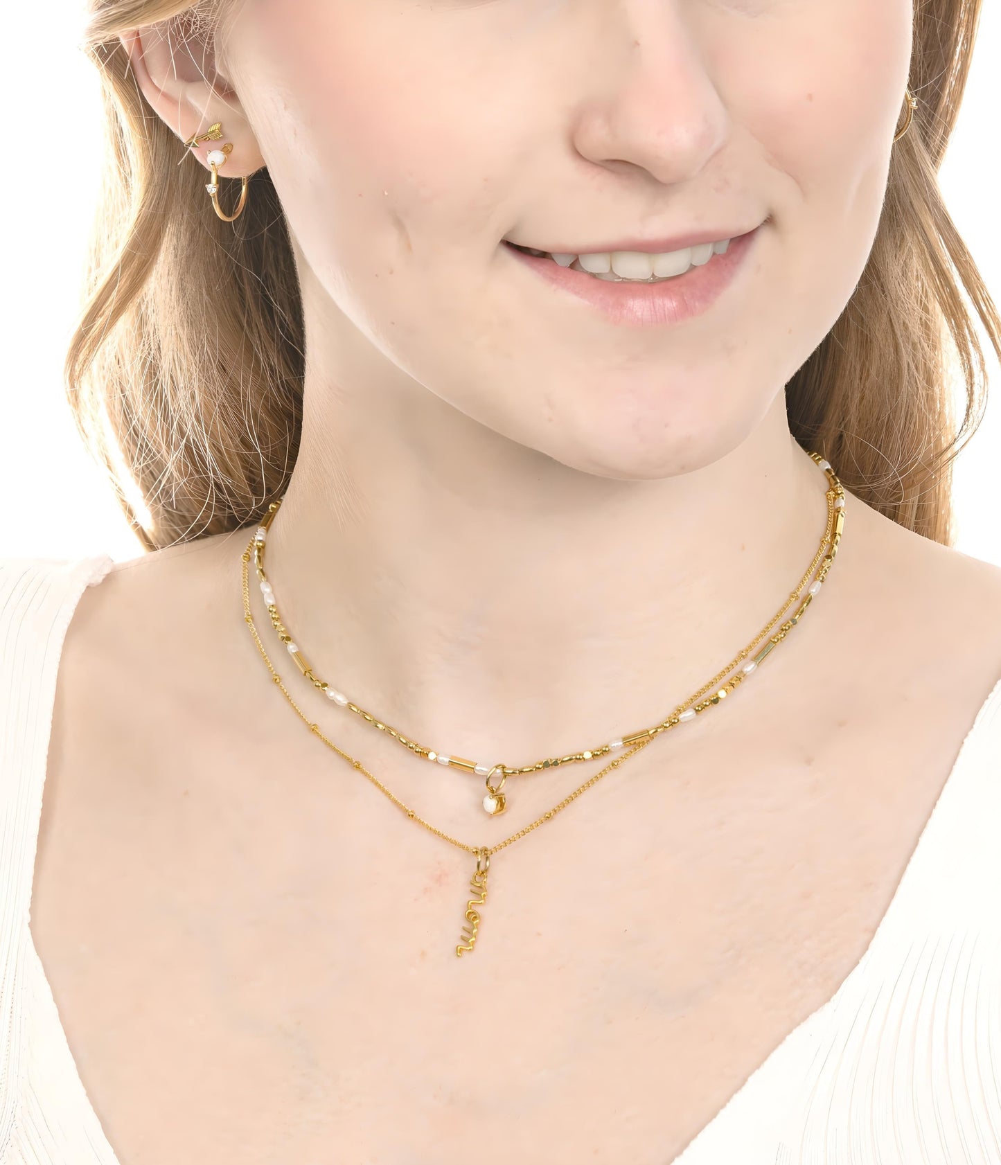 FRESHWATER PEARL & METAL BEADED NECKLACE