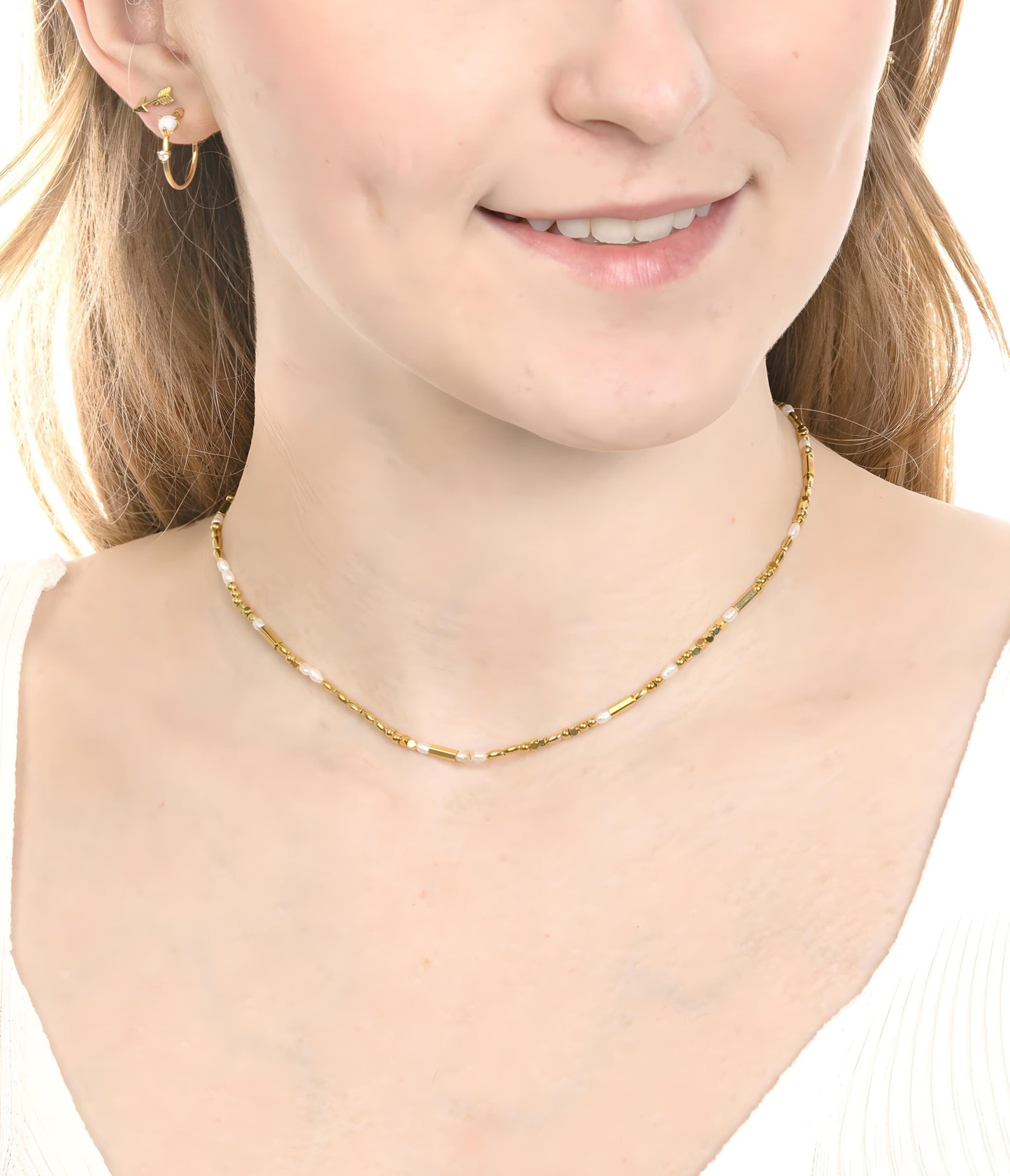 FRESHWATER PEARL & METAL BEADED NECKLACE