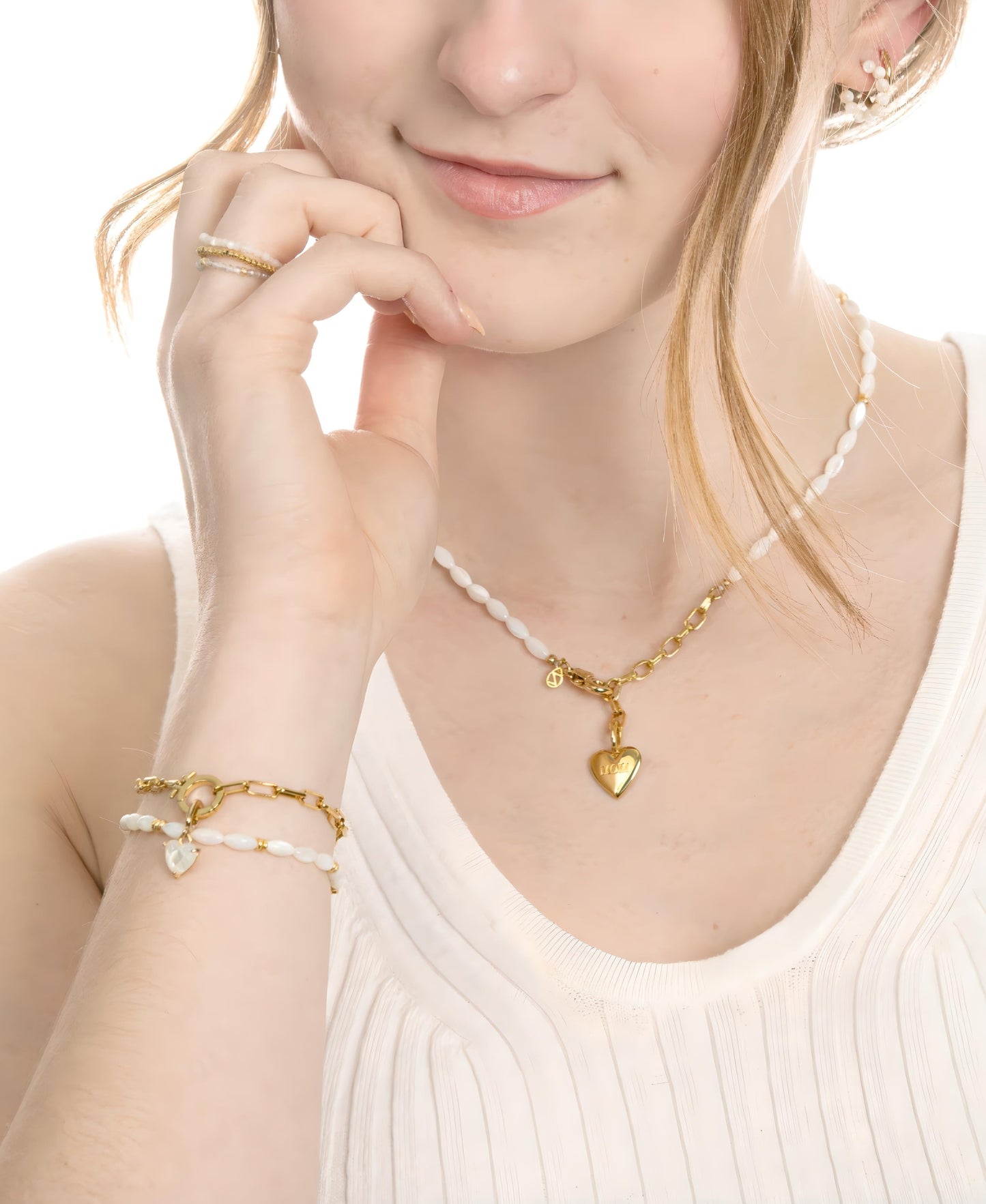 OVAL MOP BEADED NECKLACE