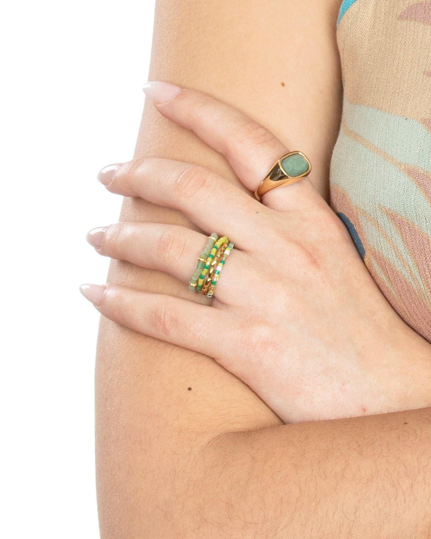 FOREST GREENS GEMSTONE STRETCH RINGS
