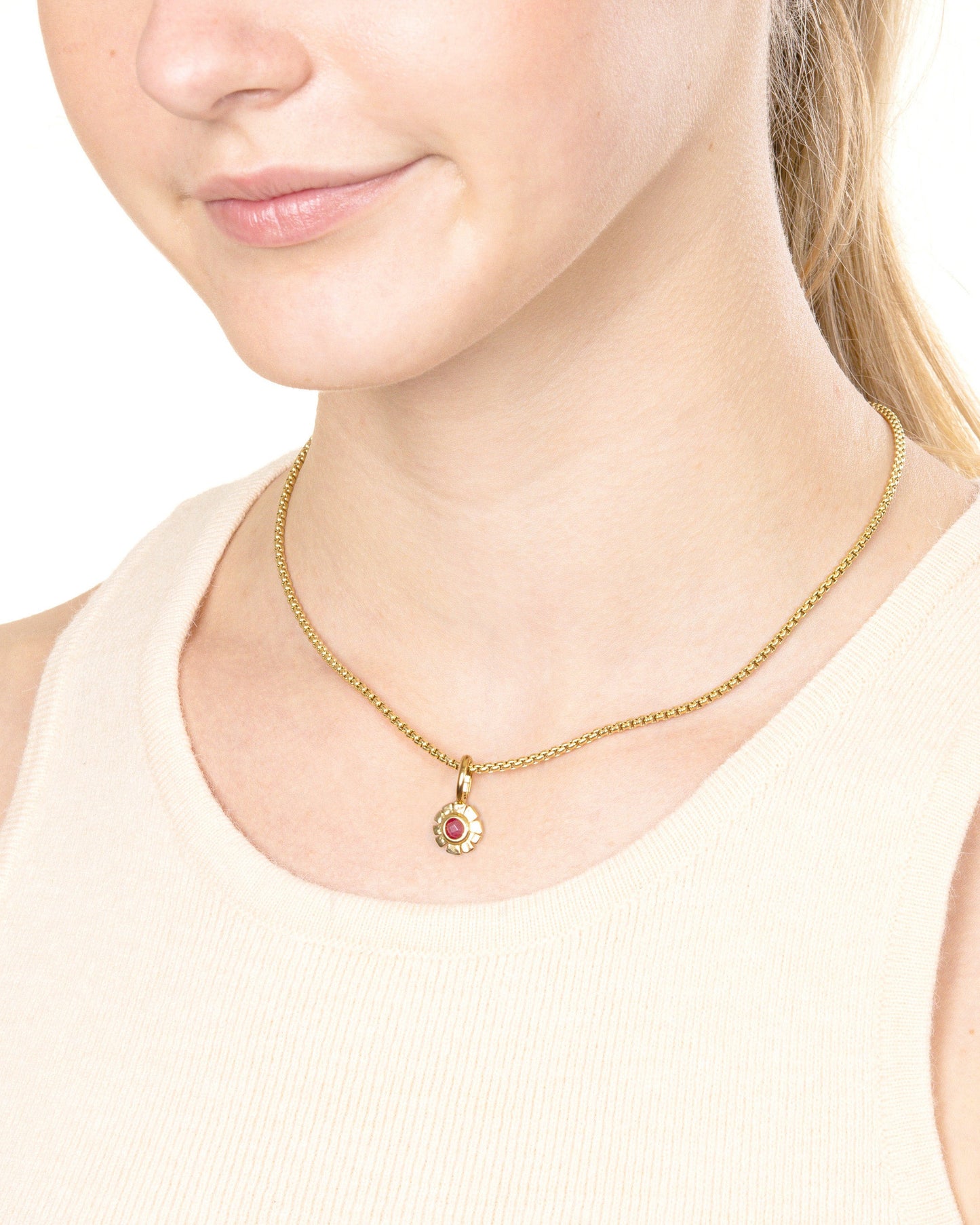 PINK ZEST FLOWER CHARM NECKLACE