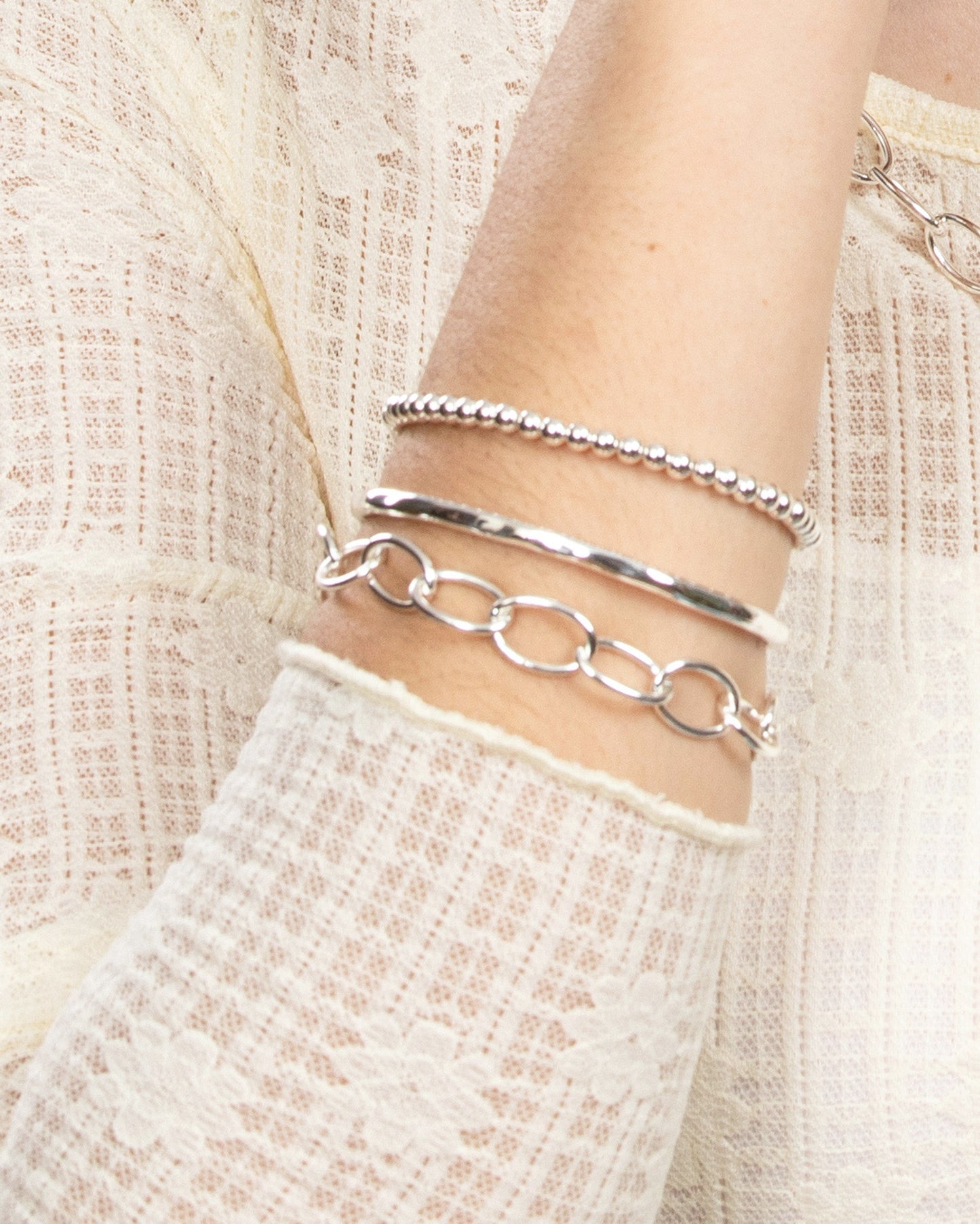 OVAL LINK CHAIN BRACELET