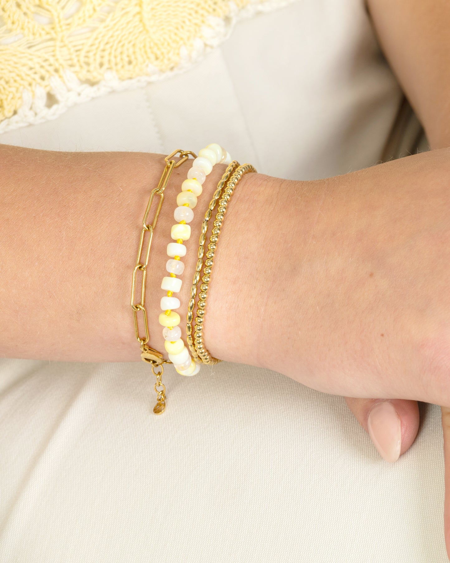 SOFT GLOW BRACELET