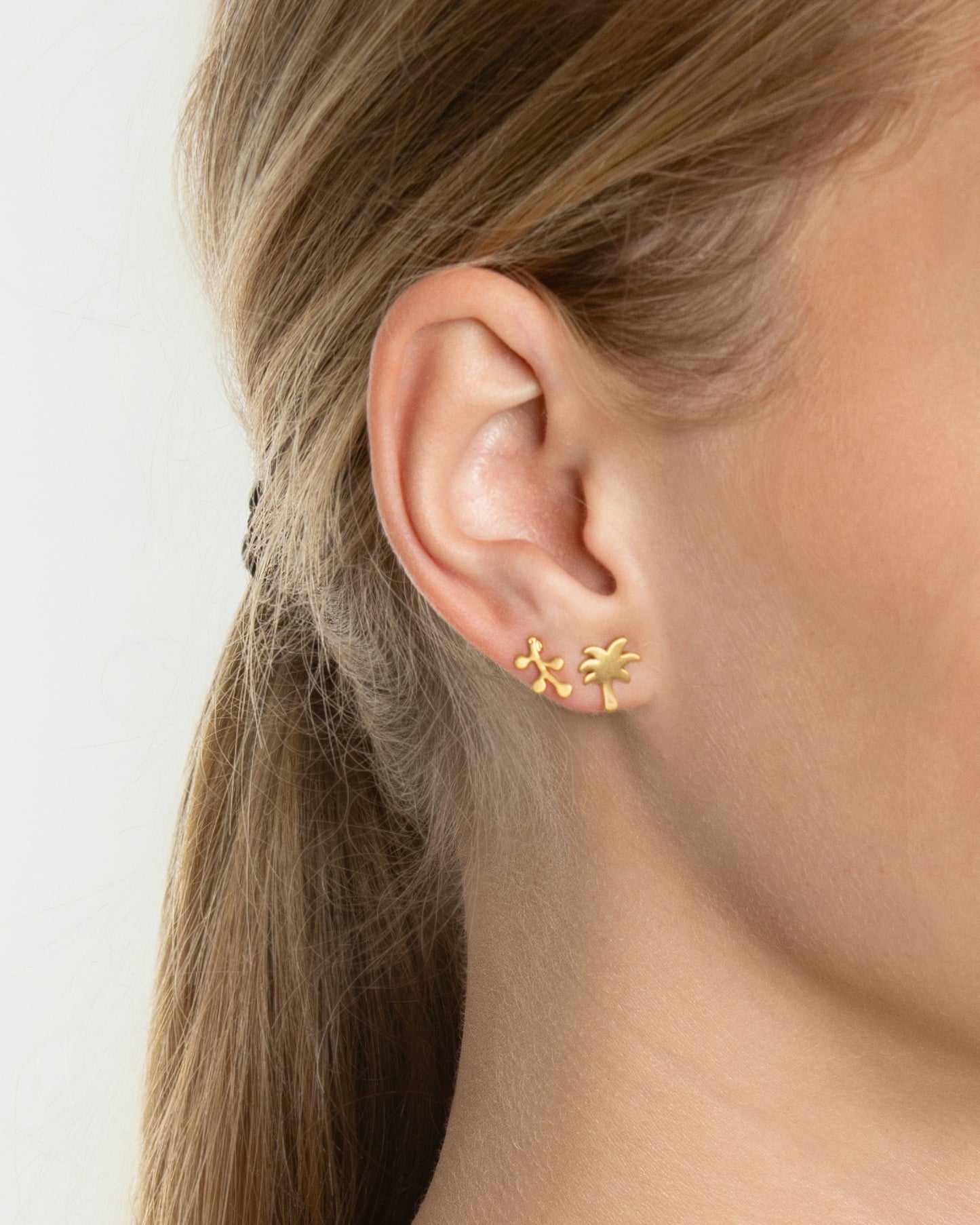 SOFT GLOW MISMATCHED STUD SET