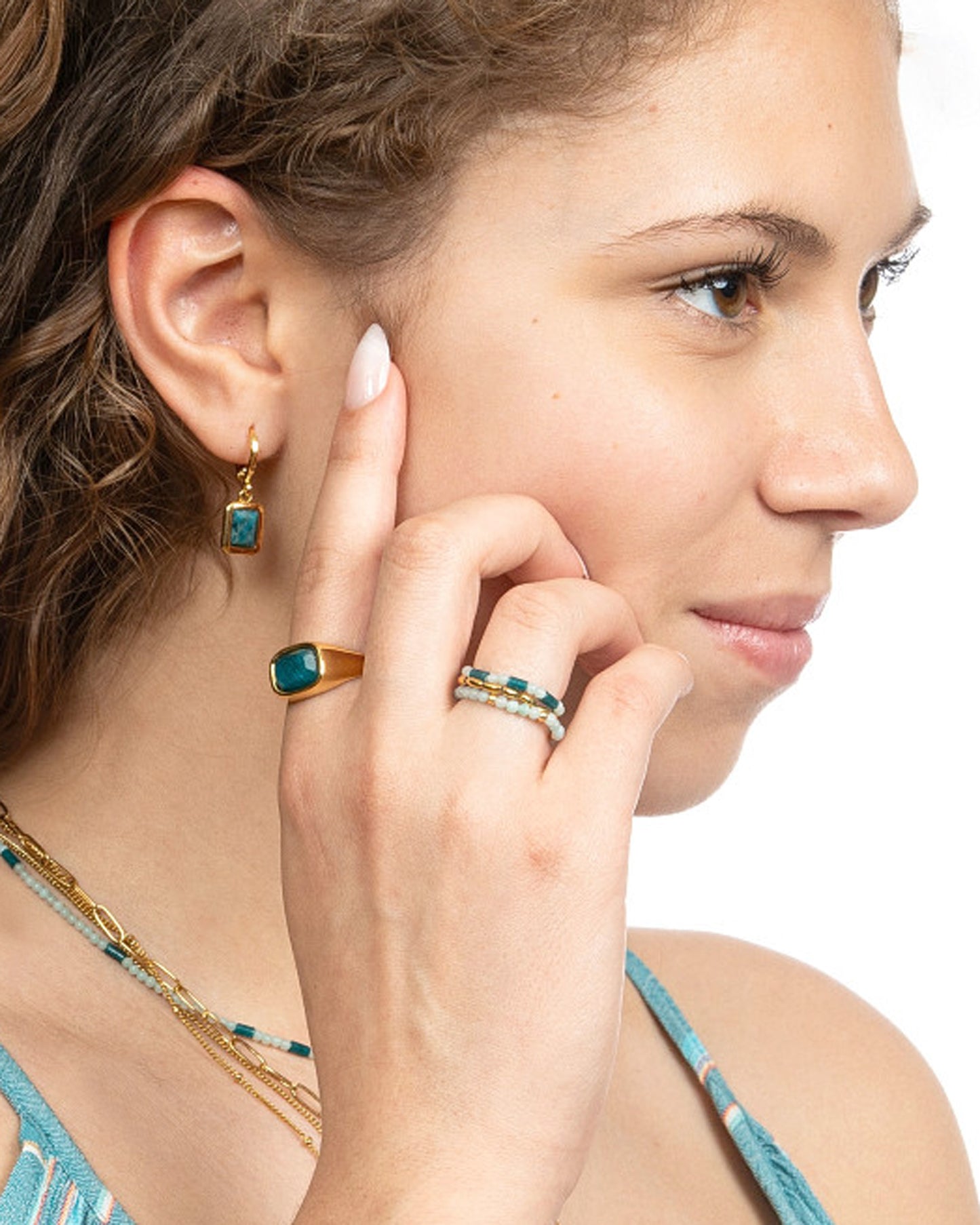 GEMSTONE SIGNET RING-Blue Apatite