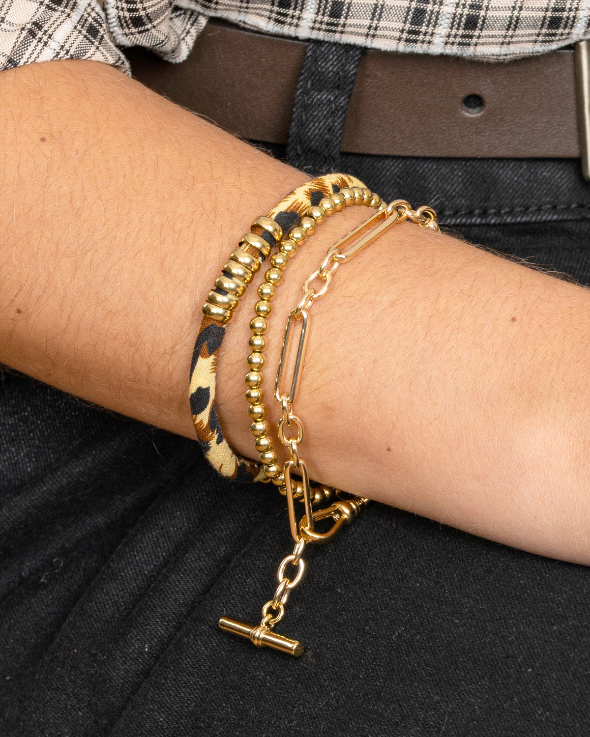 T BAR CHAIN BRACELET-Gold