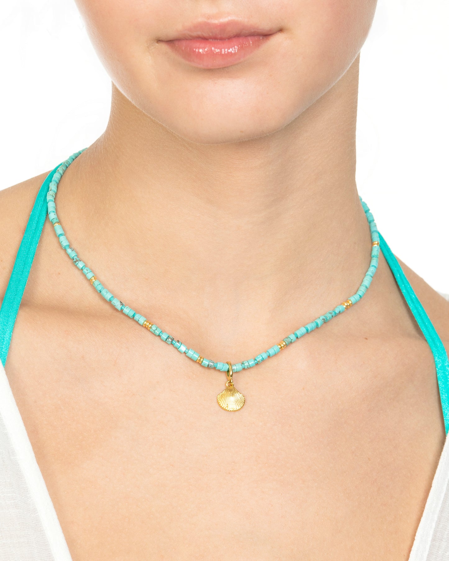 TURQUOISE BEADED NECKLACE