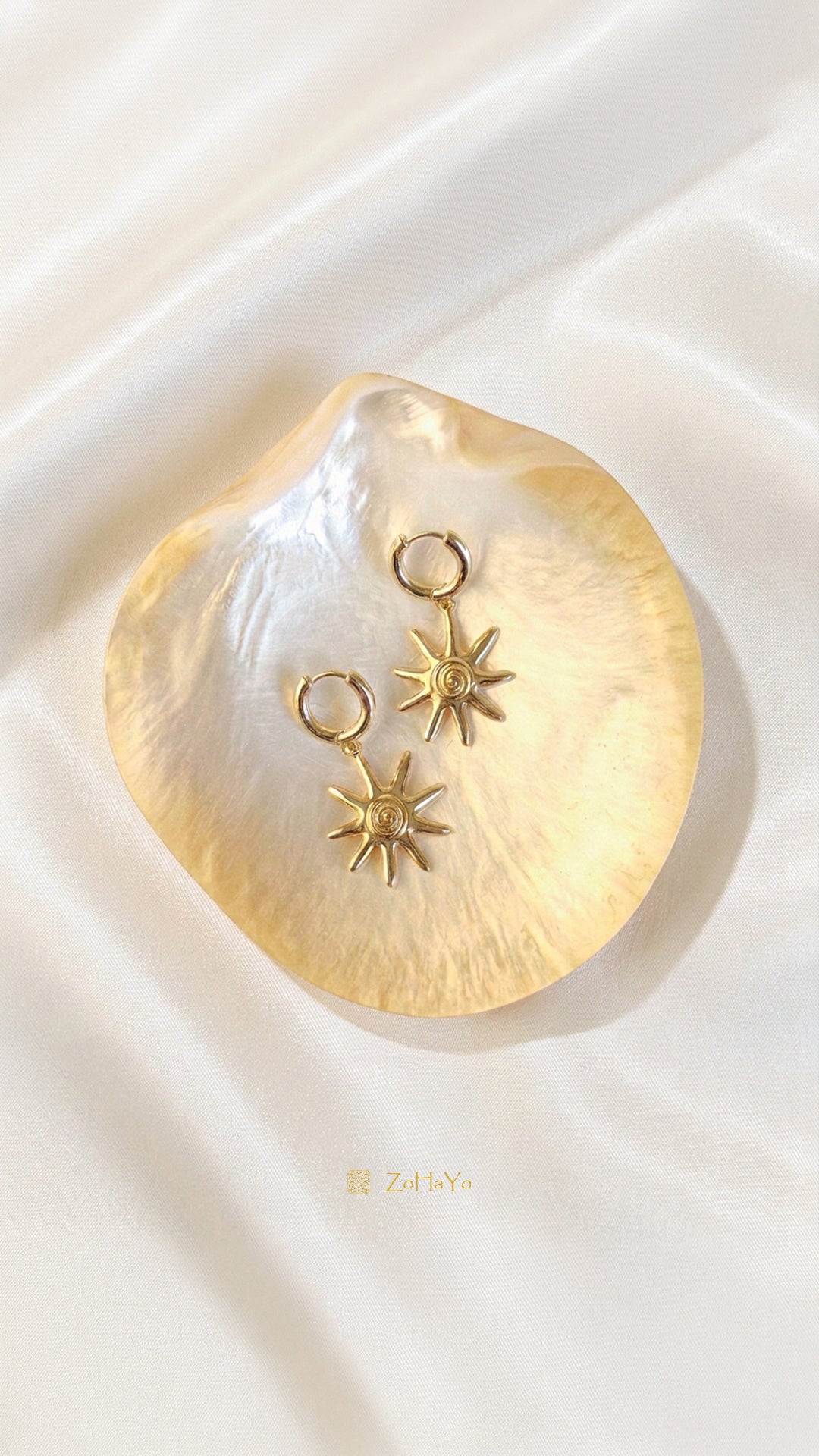 SUNRAY HUGGIE EARRINGS